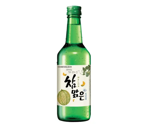 Charm-Malgeun-Vivid-Melon-soju-1.webp
