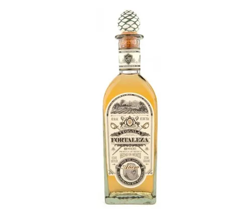 Fortaleza-Tequila-Anejo-750ml-1.webp
