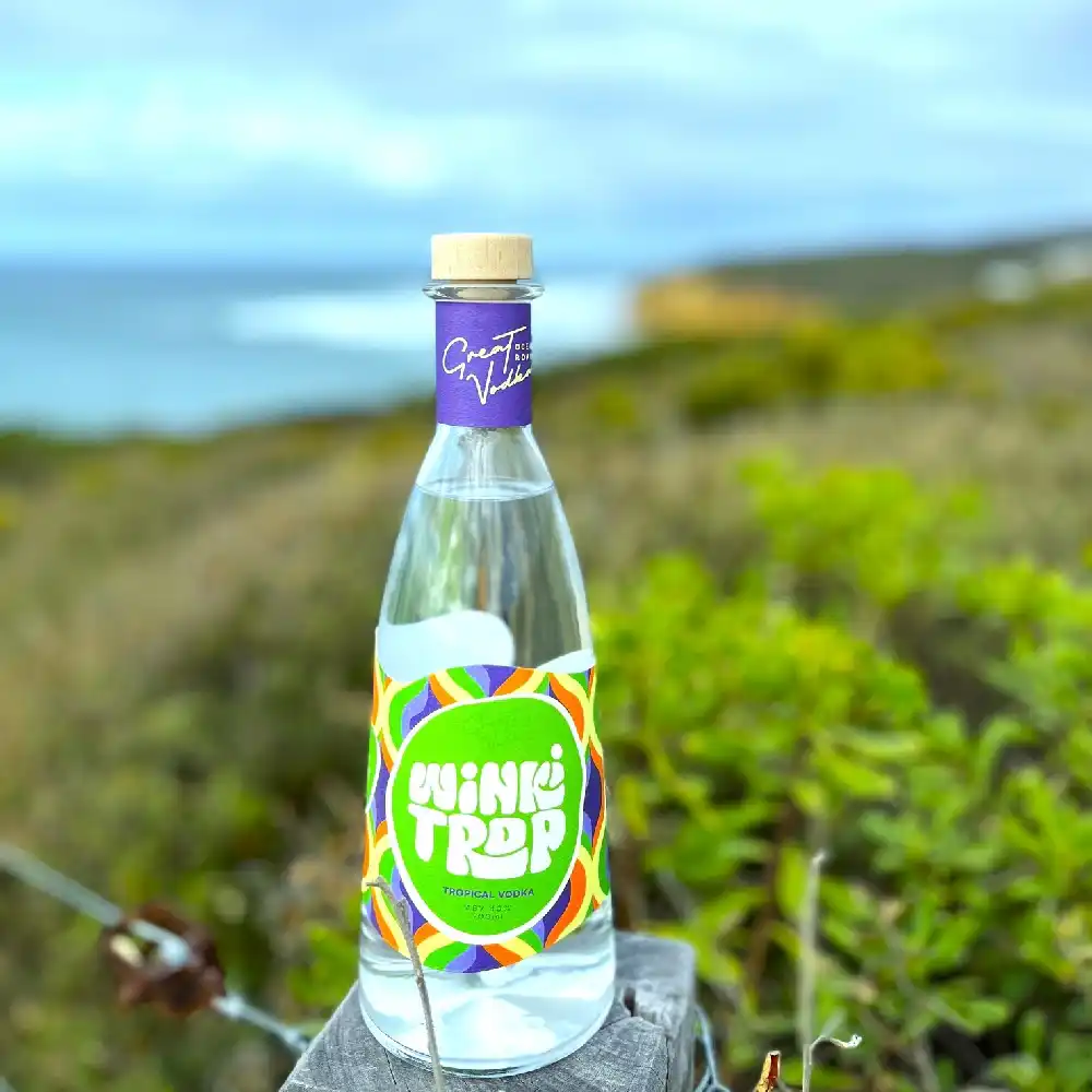 Great-Ocean-Road-Winki-Trop-Vodka-700ml-3.webp