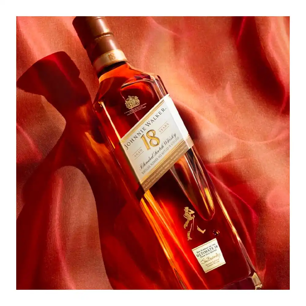 Johnnie-Walker-18-Year-Old-Blended-Scotch-Whisky-750mL1.webp