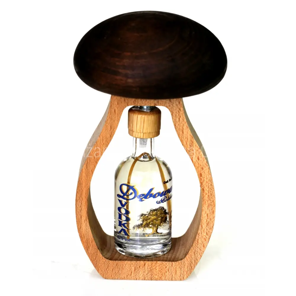 Oak-Vodka-Debowa-in-Wooden-Mushroom-700ml-2.webp