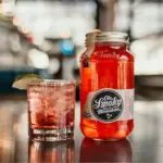 Ole-Smoky-Tennessee-Moonshine-Hunch-Punch-Lightening-750ml-1.webp