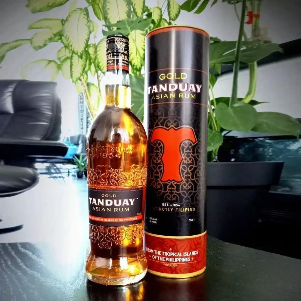 Tanduay-Asian-Rum-Gold-700ml-2.webp