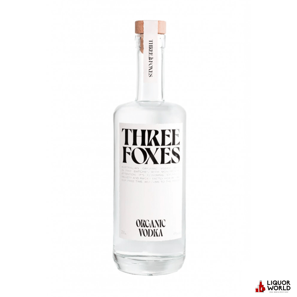 Three-Foxes-Organic-Vodka-700ml.png